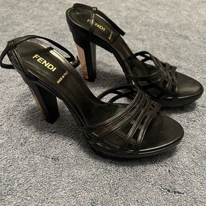 Fendi shoes size 37.5 (US 7)
